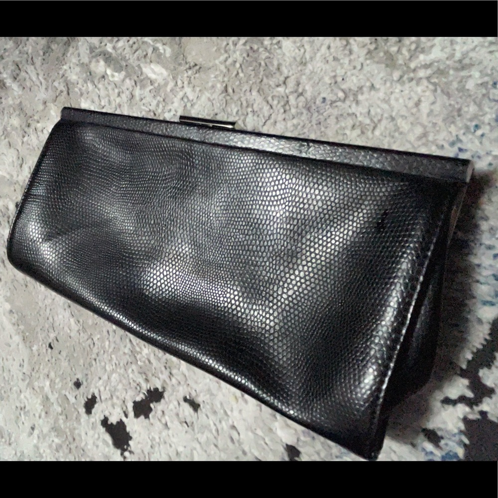 Black Clutch